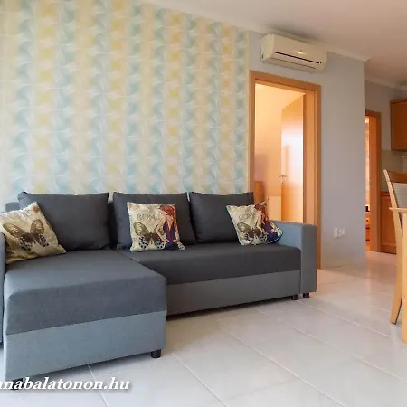 937 - Elso Emeleti Klimas, Ket Haloszobas Vizkozeli Apartman *