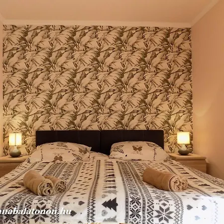 937 - Elso Emeleti Klimas, Ket Haloszobas Vizkozeli Apartman بالاتونوشود